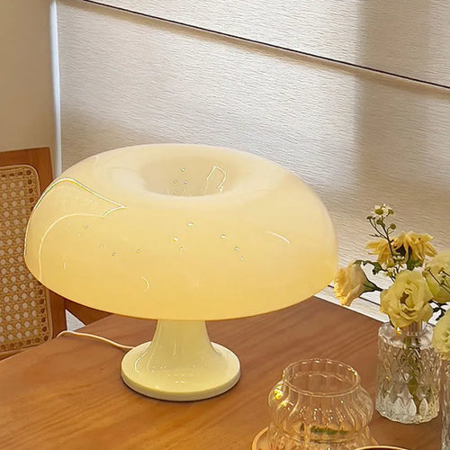 Led Mushroom Table Lamp, Modern Minimalist Desk Lamp, USB Powered, Three-Color Dimming, Suitable for Hotel and Bedroom Lighting.
